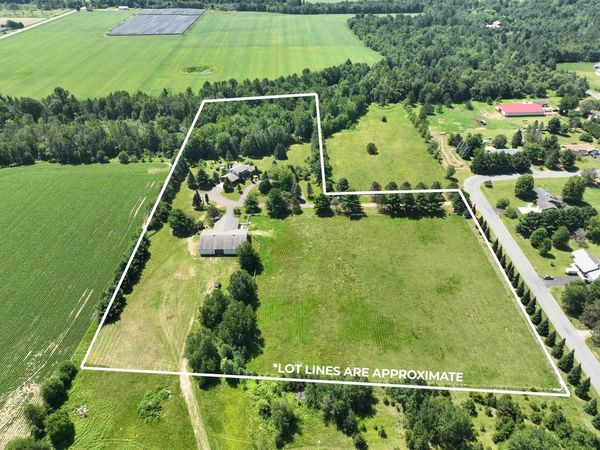 2180 BLUEJAY LANE, Kronenwetter, WI 54455