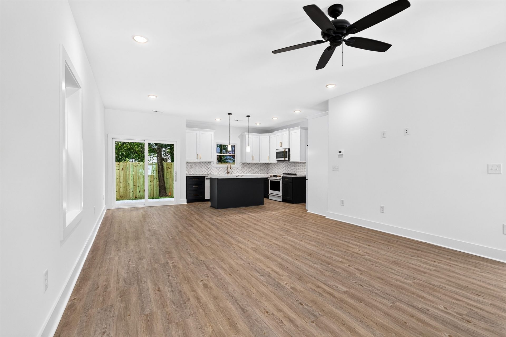 359 Sea Marsh Ave. Photo 13
