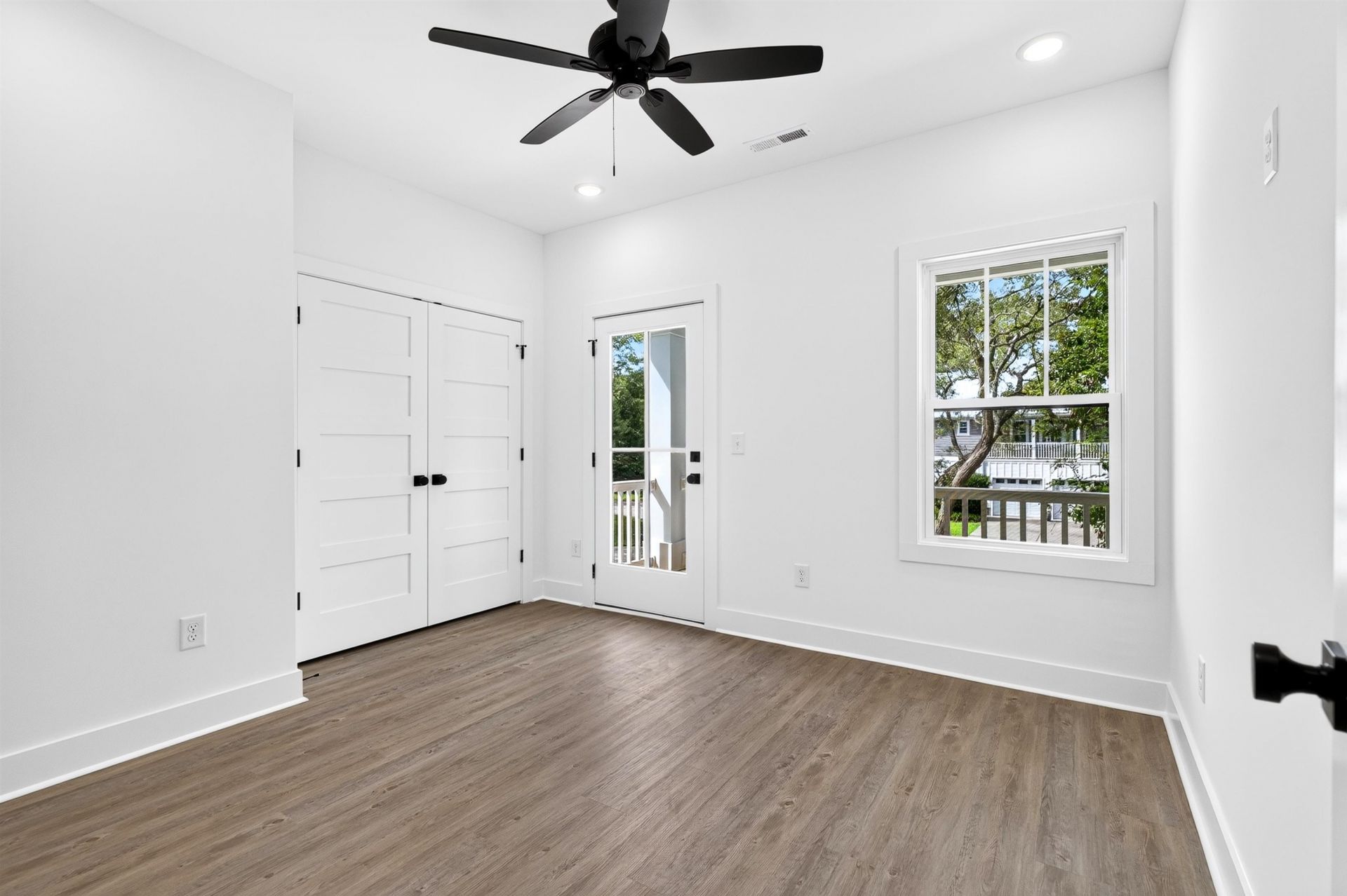 359 Sea Marsh Ave. Photo 26