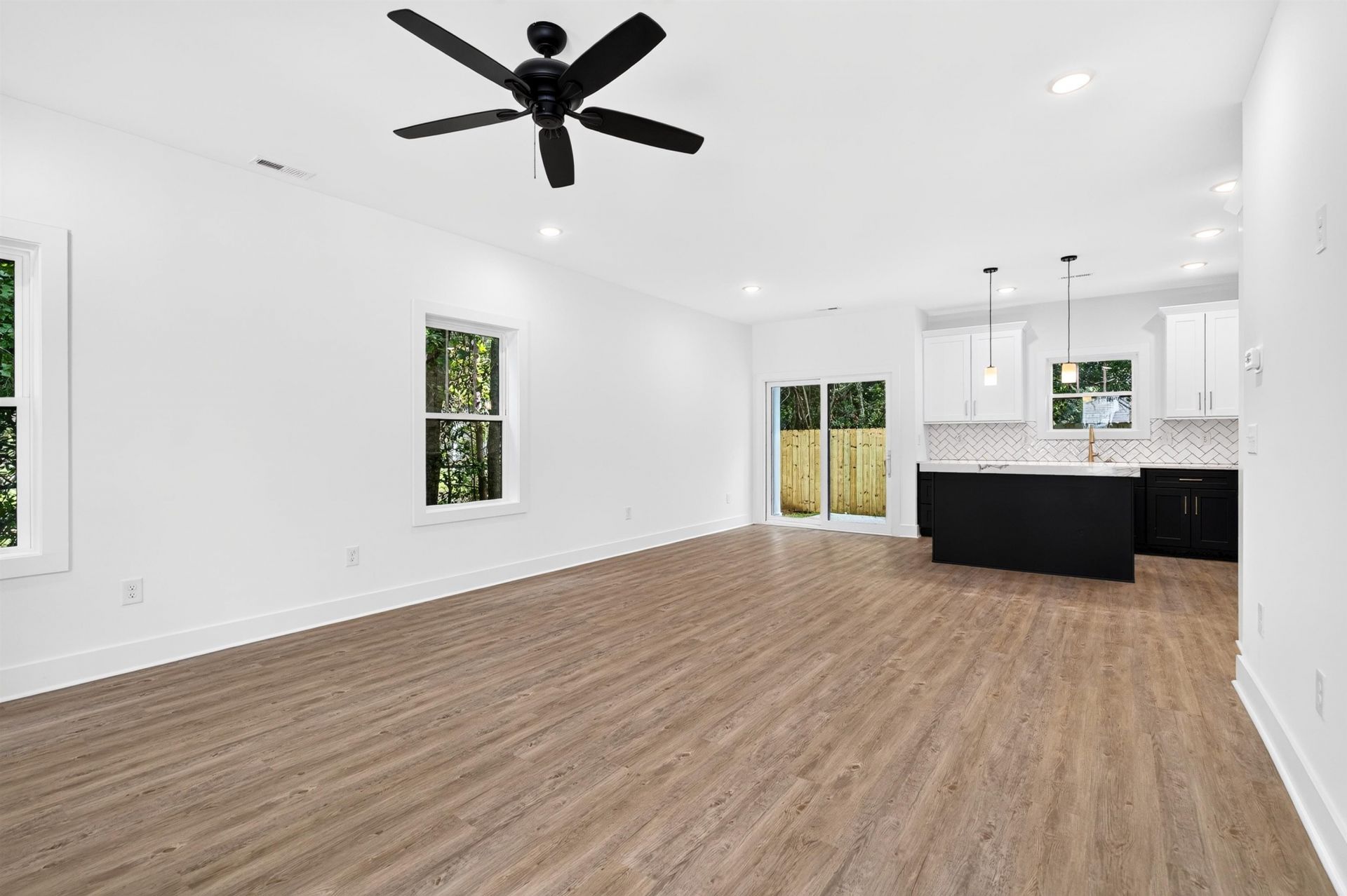 359 Sea Marsh Ave. Photo 5
