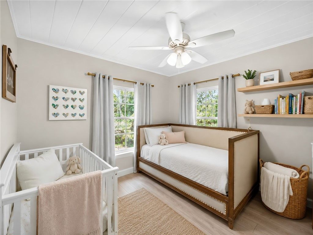 608 Davis Street, Sebastian, FL 32958 Photo