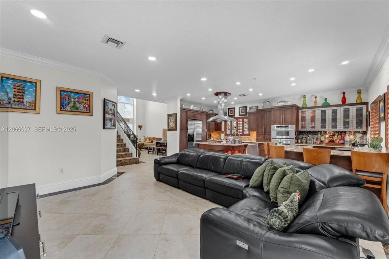 14380 SW 36th St , Miami, FL 33175 Photo