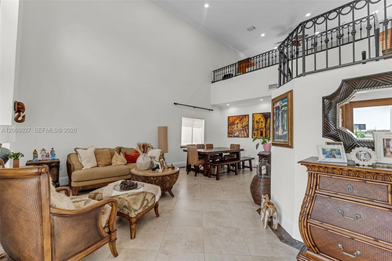 14380 SW 36th St , Miami, FL 33175 Photo