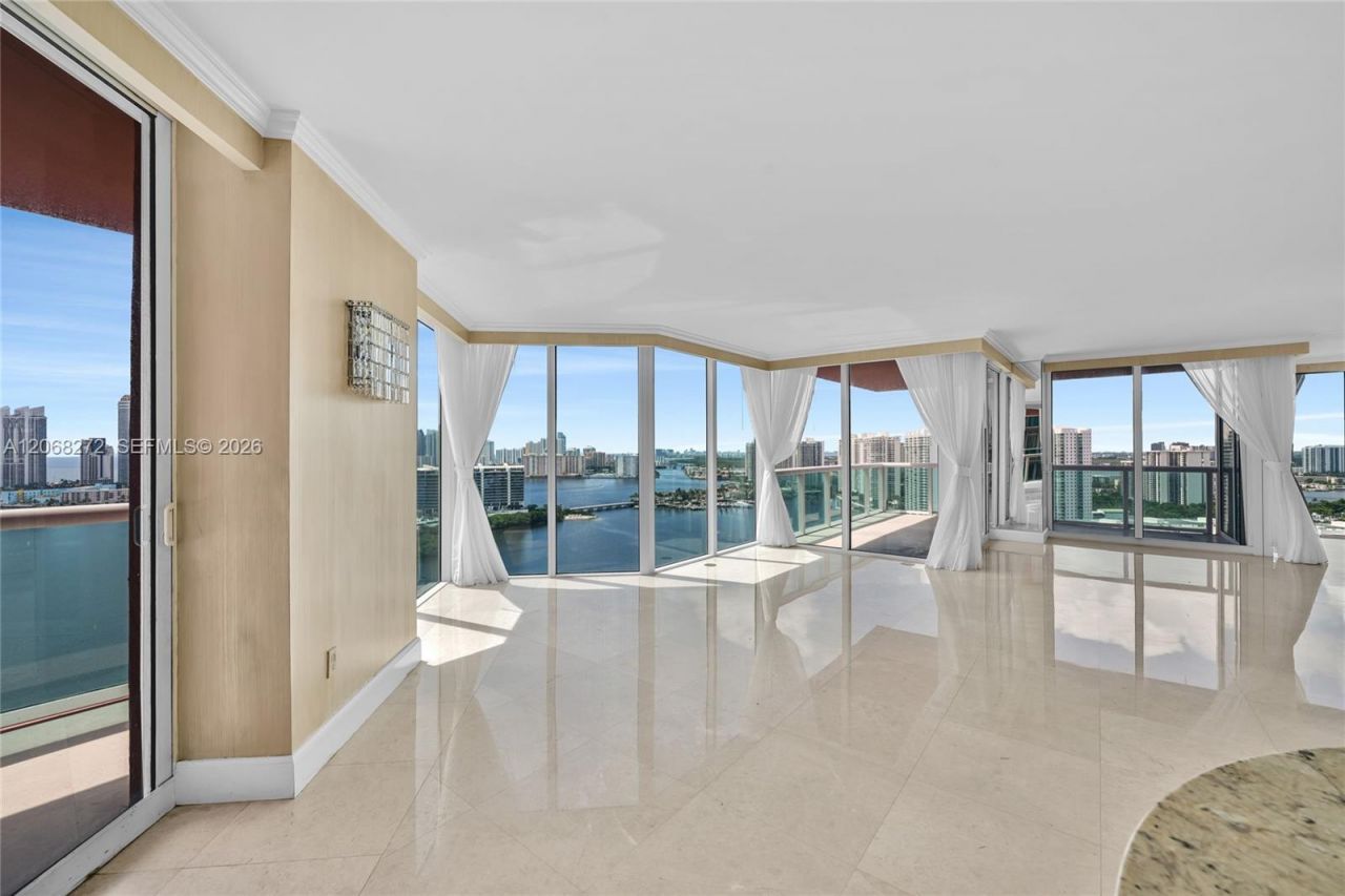3370 Hidden Bay Dr , Unit 2813, Aventura, FL 33180 Photo