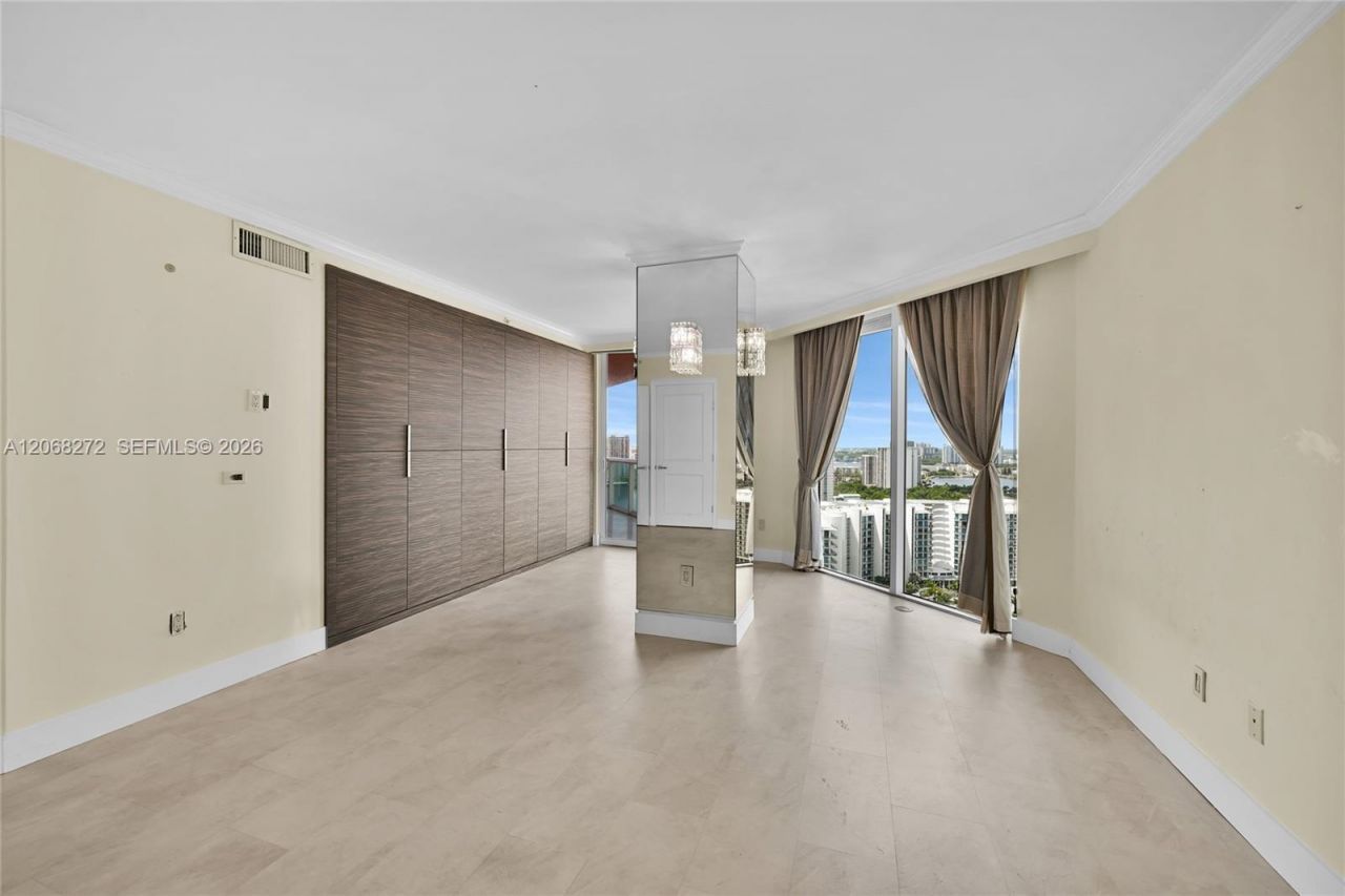 3370 Hidden Bay Dr , Unit 2813, Aventura, FL 33180 Photo