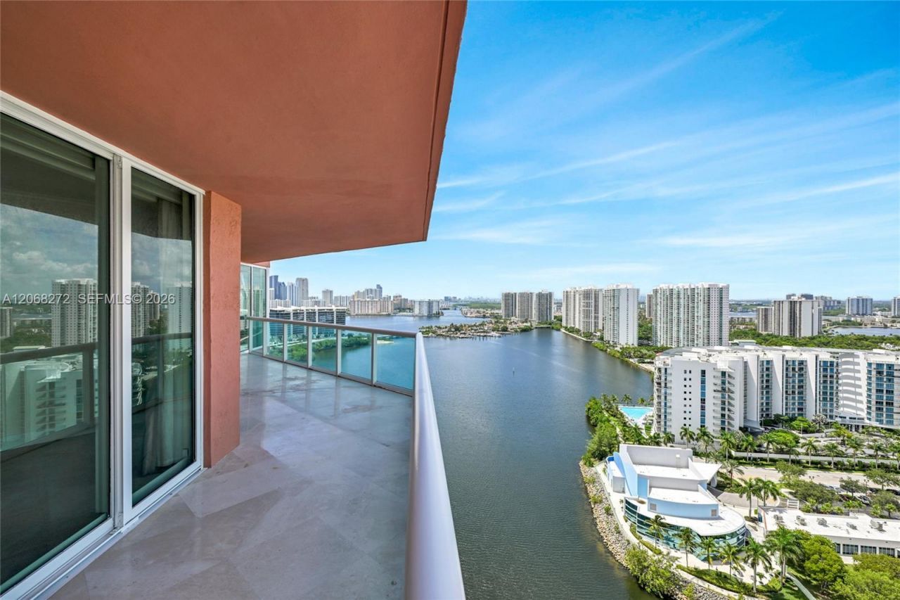 3370 Hidden Bay Dr , Unit 2813, Aventura, FL 33180 Photo