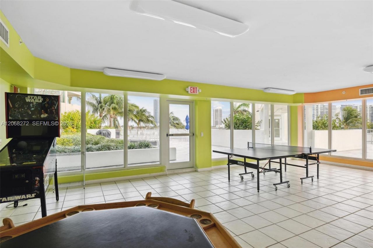 3370 Hidden Bay Dr , Unit 2813, Aventura, FL 33180 Photo
