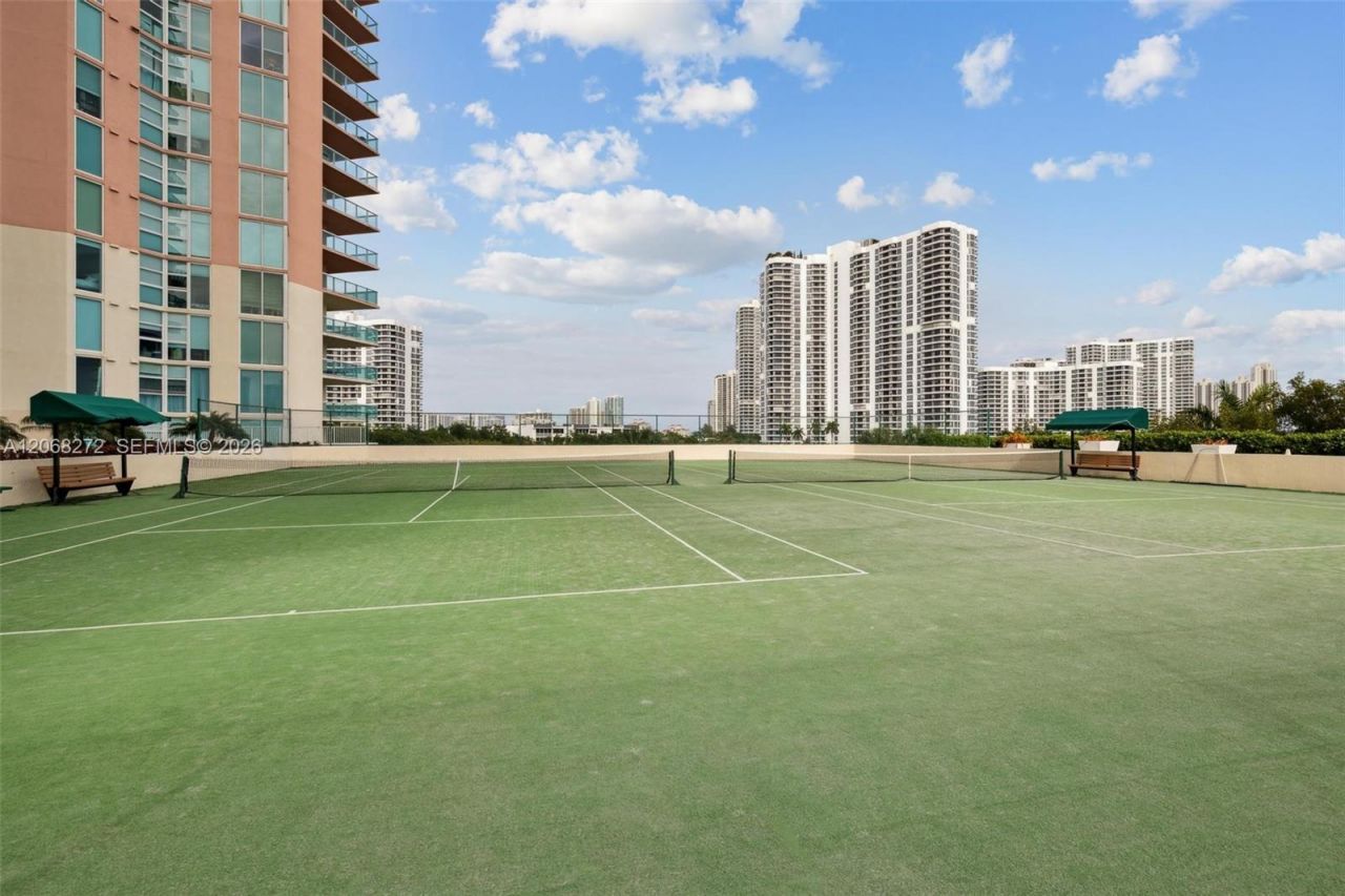 3370 Hidden Bay Dr , Unit 2813, Aventura, FL 33180 Photo