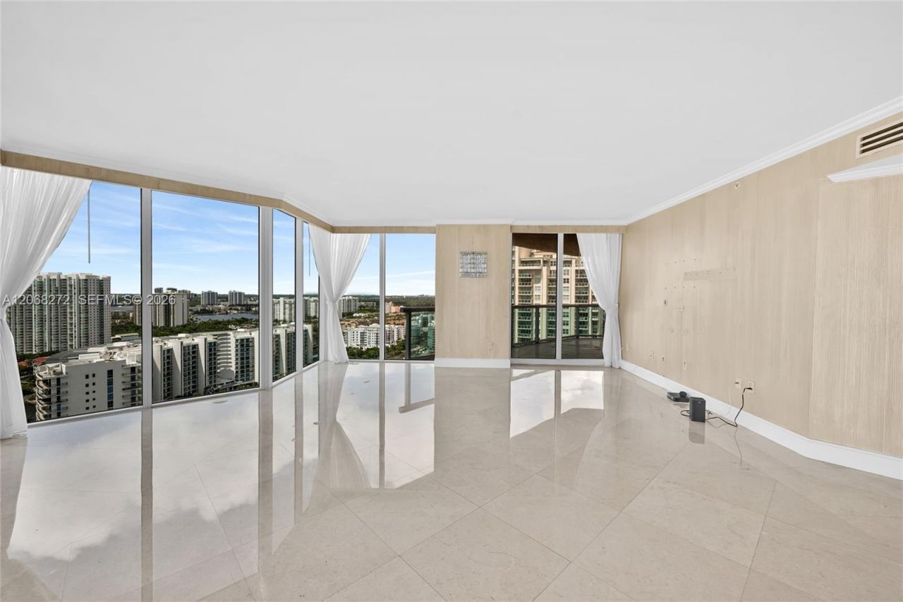 3370 Hidden Bay Dr , Unit 2813, Aventura, FL 33180 Photo