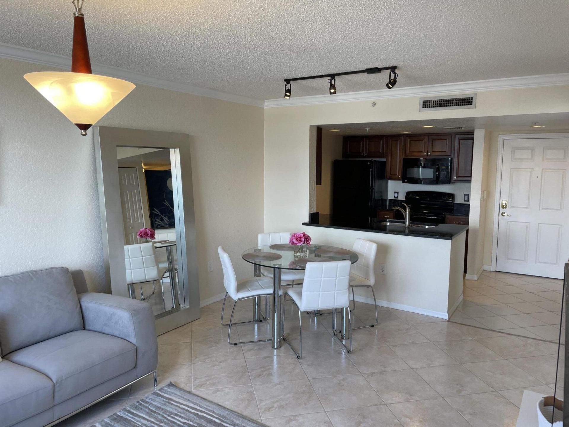 1801 N Flagler Drive, Unit 818, West Palm Beach, FL 33407 Photo