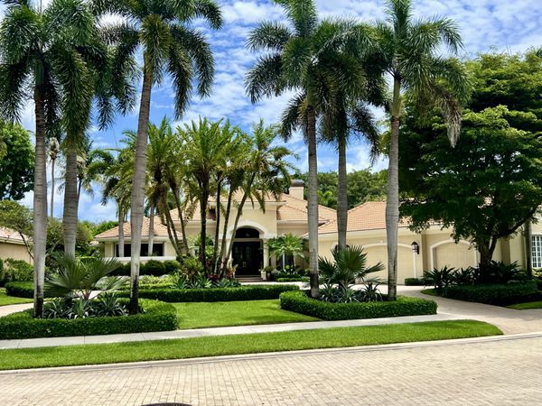 216 Grand Pointe Drive, Palm Beach Gardens, FL 33418