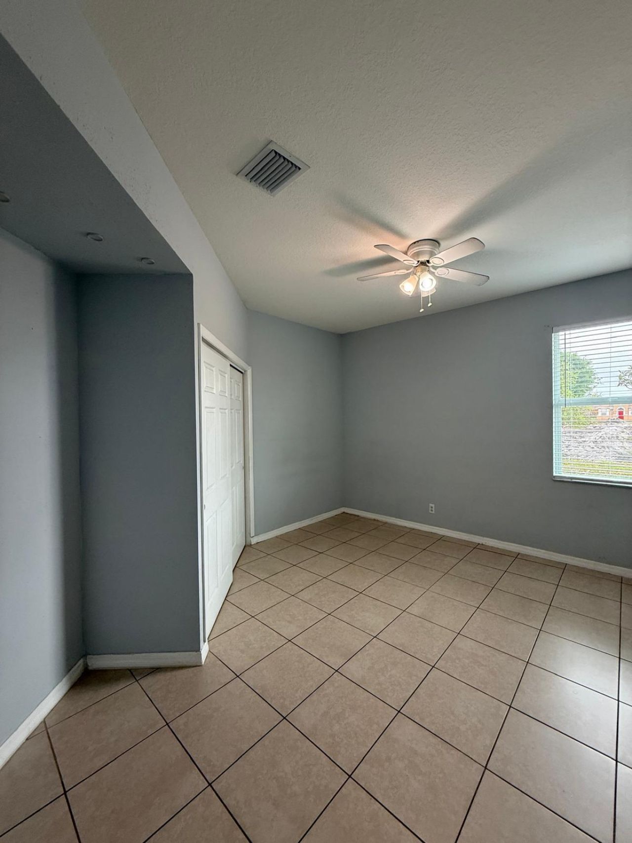 948 SW Jeremko Avenue, Port Saint Lucie, FL 34953 Photo