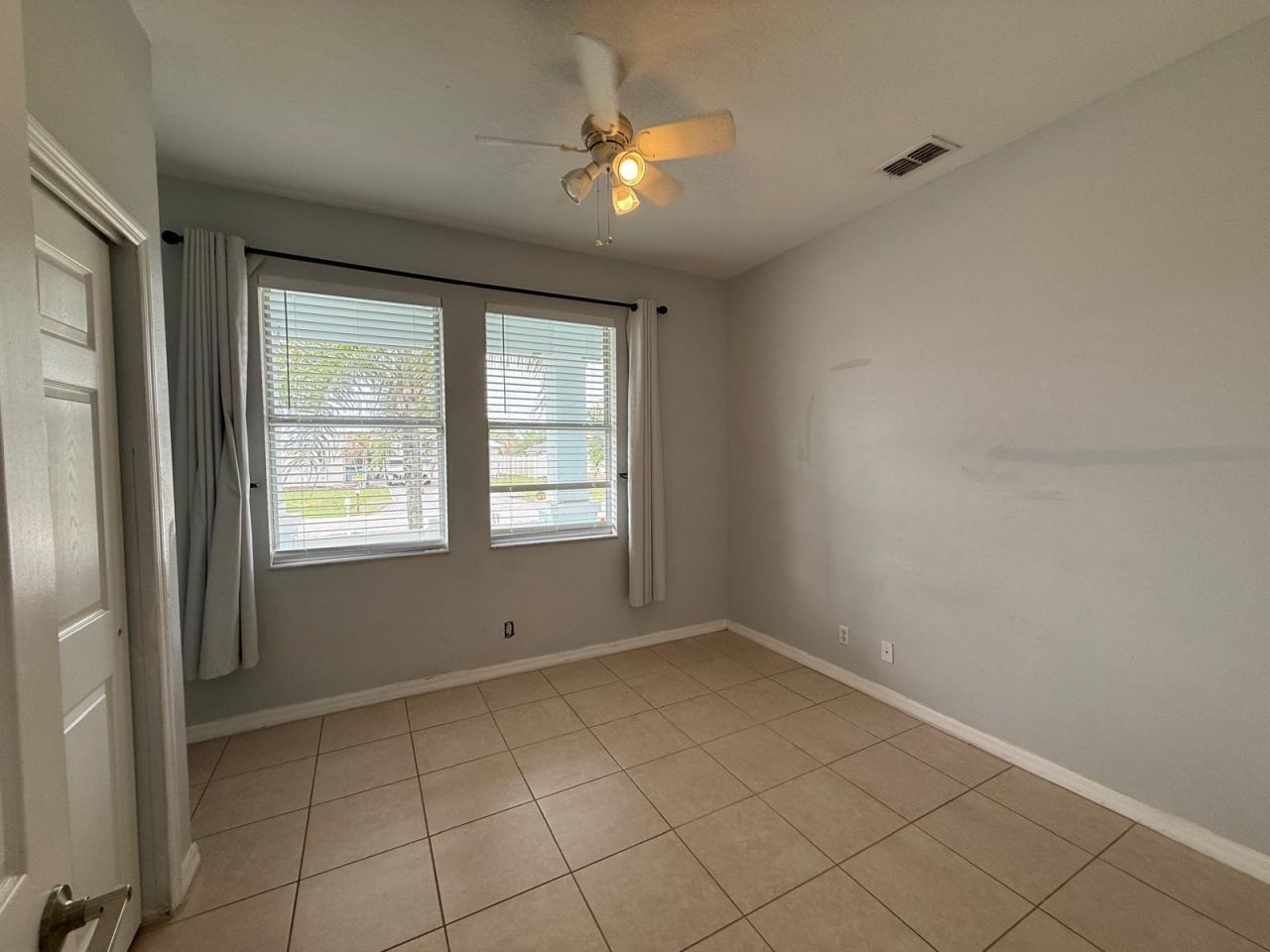 948 SW Jeremko Avenue, Port Saint Lucie, FL 34953 Photo