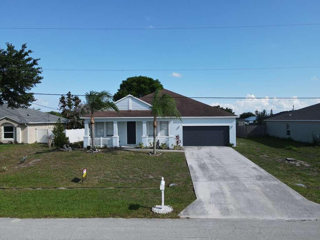 948 SW Jeremko Avenue, Port Saint Lucie, FL 34953 Photo