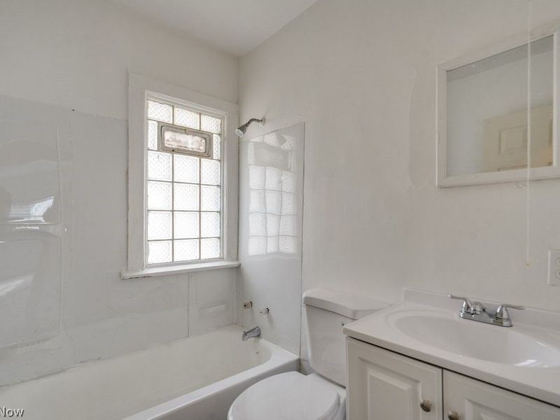 11701 Gay Avenue , Cleveland, OH 44105 Photo 22