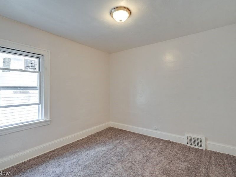 11701 Gay Avenue , Cleveland, OH 44105 Photo 23