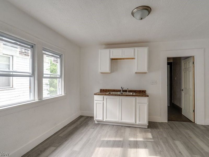 11701 Gay Avenue , Cleveland, OH 44105 Photo 24