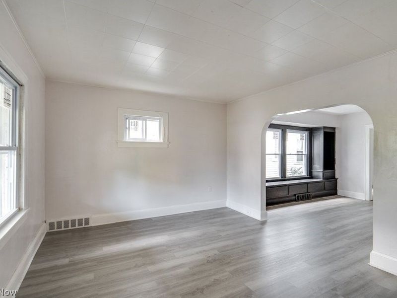 11701 Gay Avenue , Cleveland, OH 44105 Photo 3