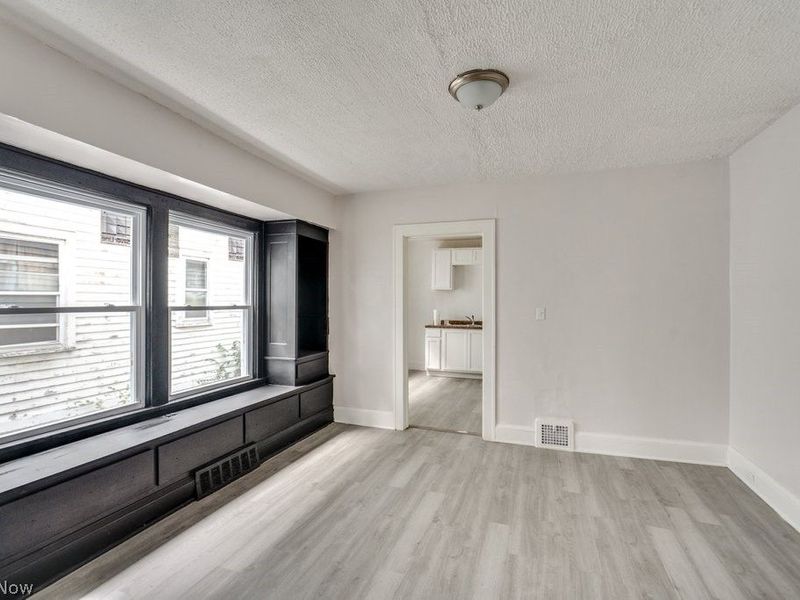 11701 Gay Avenue , Cleveland, OH 44105 Photo 6