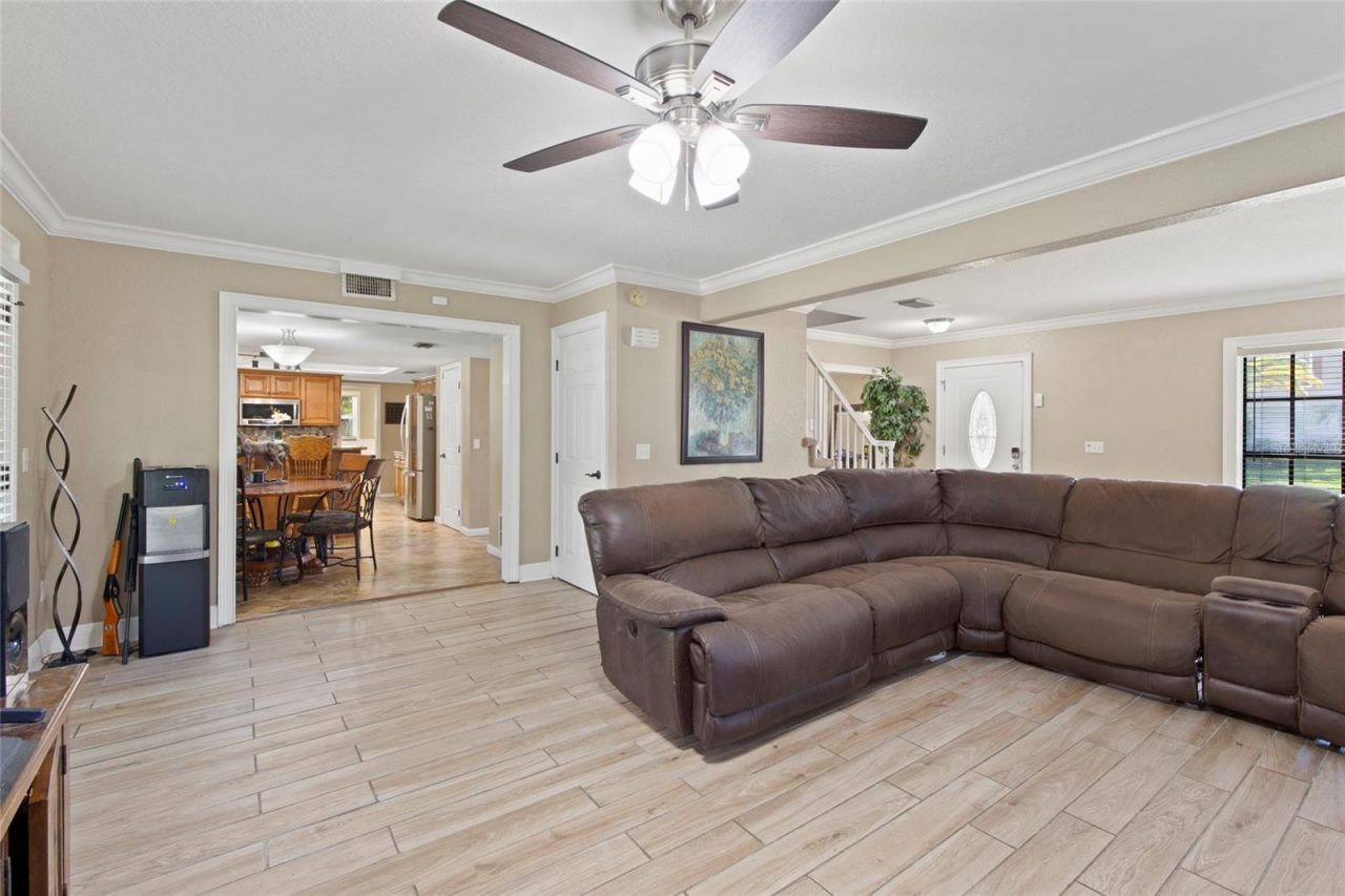 16126 Country Crossing Drive, Tampa, FL 33624 Photo