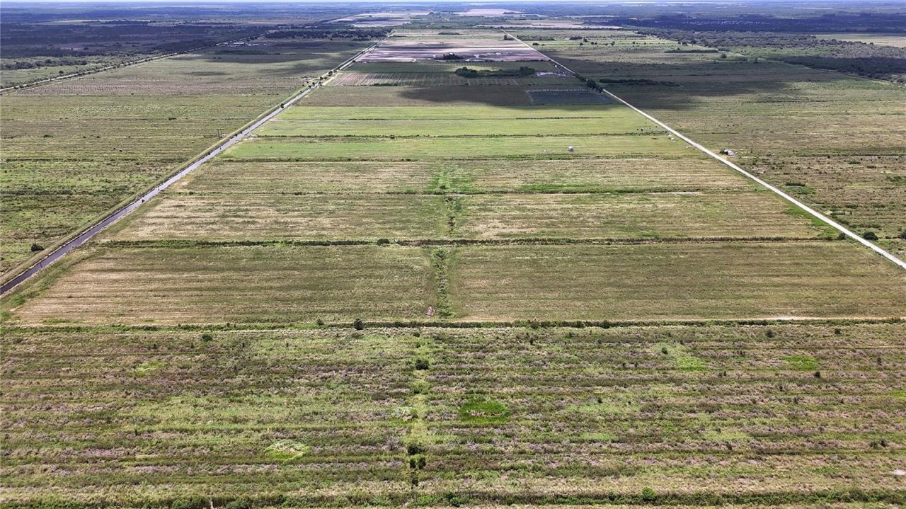 5595 1st Road, Labelle, FL 33935 Photo