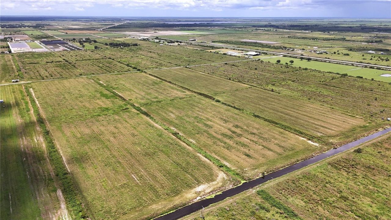 5595 1st Road, Labelle, FL 33935 Photo
