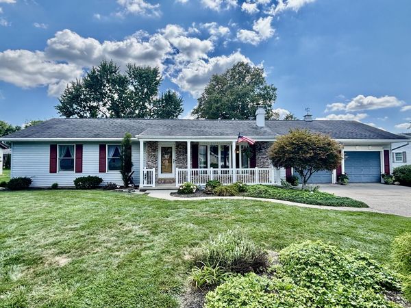 917 Aster Drive, Wapakoneta, OH 45895