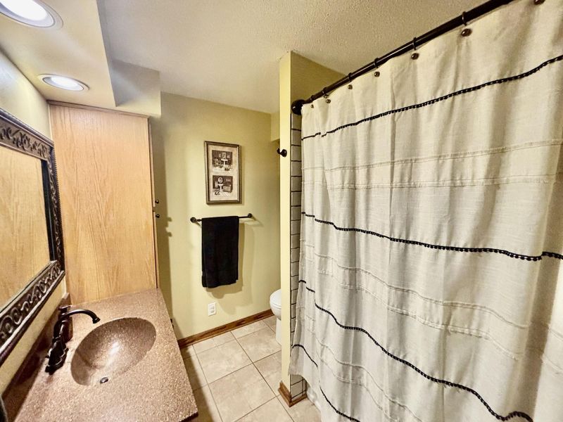 917 Aster Drive, Wapakoneta, OH 45895 Photo 21