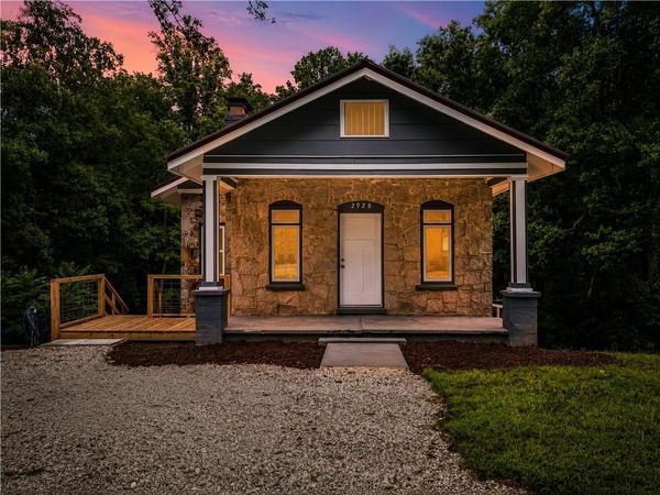 2928 Old Cornelia Highway , Gainesville, GA 30507