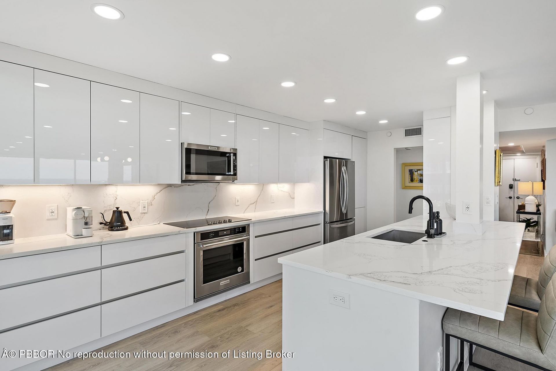 3390 S Ocean Boulevard, Unit 2030, Palm Beach, FL 33480 Photo