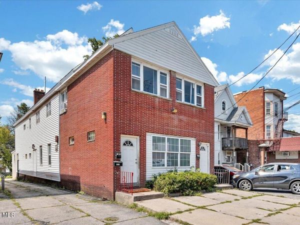 1517 Van Vranken Avenue, Schenectady, NY 12308