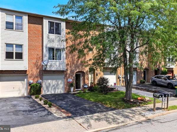 341 W 2ND STREET , ALBURTIS, PA 18011
