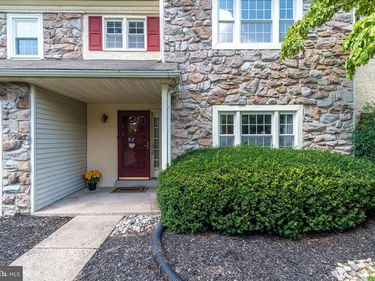 1522 SALAWAY COURT, MAPLE GLEN, PA 19002