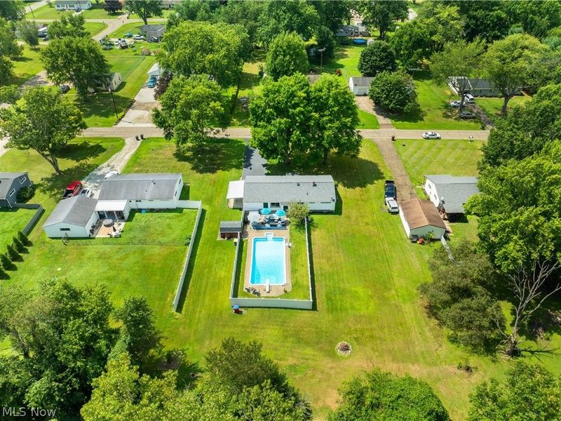 10606 Wilma Avenue NE, Alliance, OH 44601 Photo 3