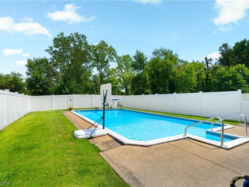 10606 Wilma Avenue NE, Alliance, OH 44601 Photo 8
