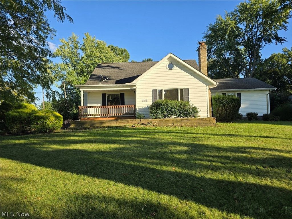 1472 Northeast Avenue, Tallmadge, OH 44278 Main Photo