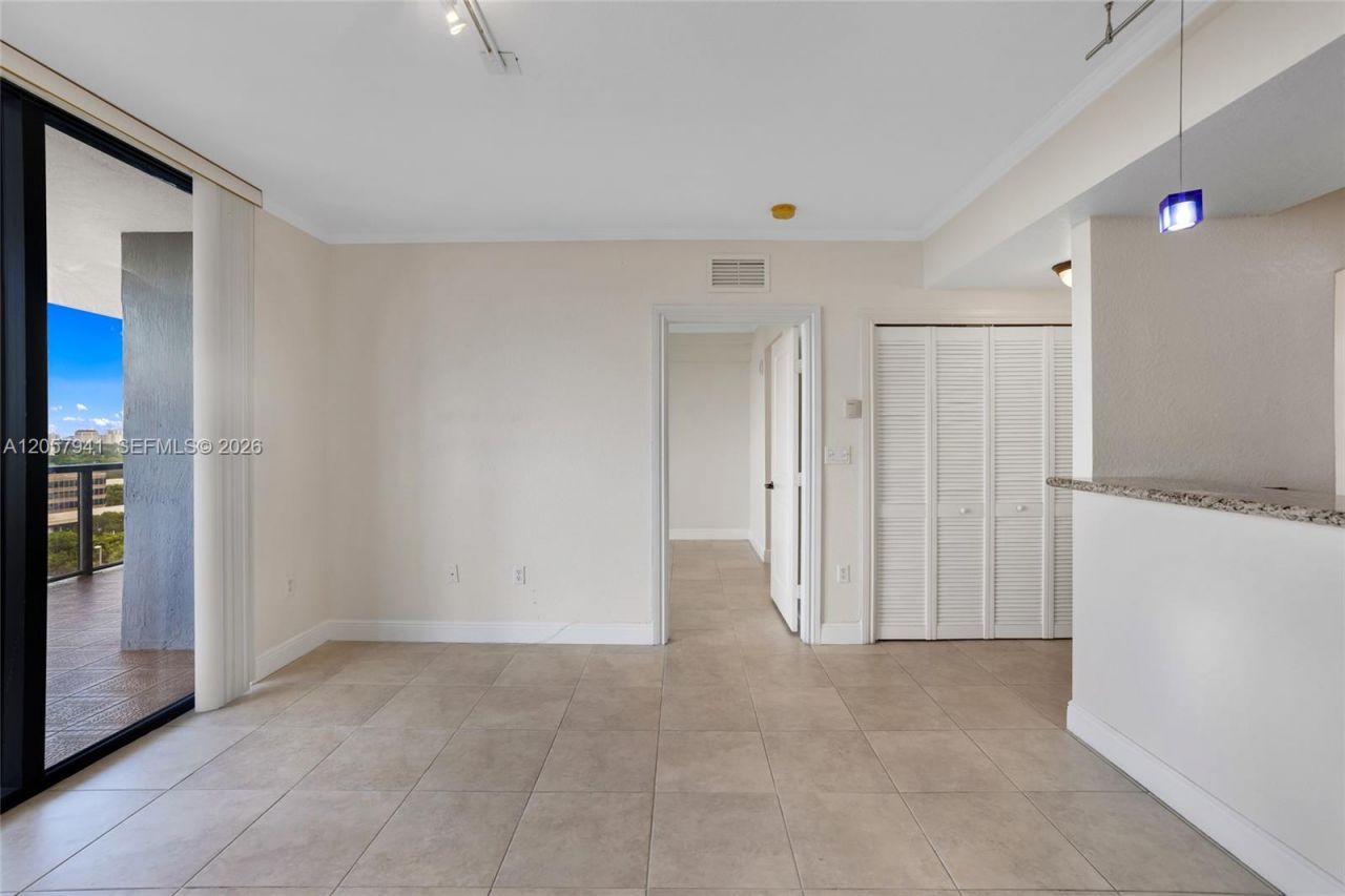 2301 SW 27th Ave , Unit 1102, Miami, FL 33145 Photo