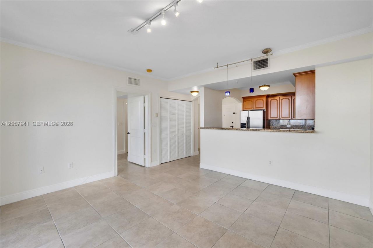 2301 SW 27th Ave , Unit 1102, Miami, FL 33145 Photo