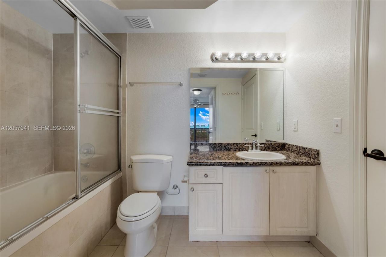 2301 SW 27th Ave , Unit 1102, Miami, FL 33145 Photo