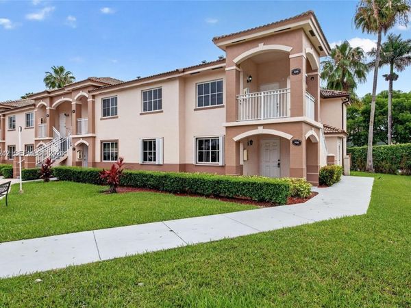 2721 SE 12th Pl , Unit 206, Homestead, FL 33035