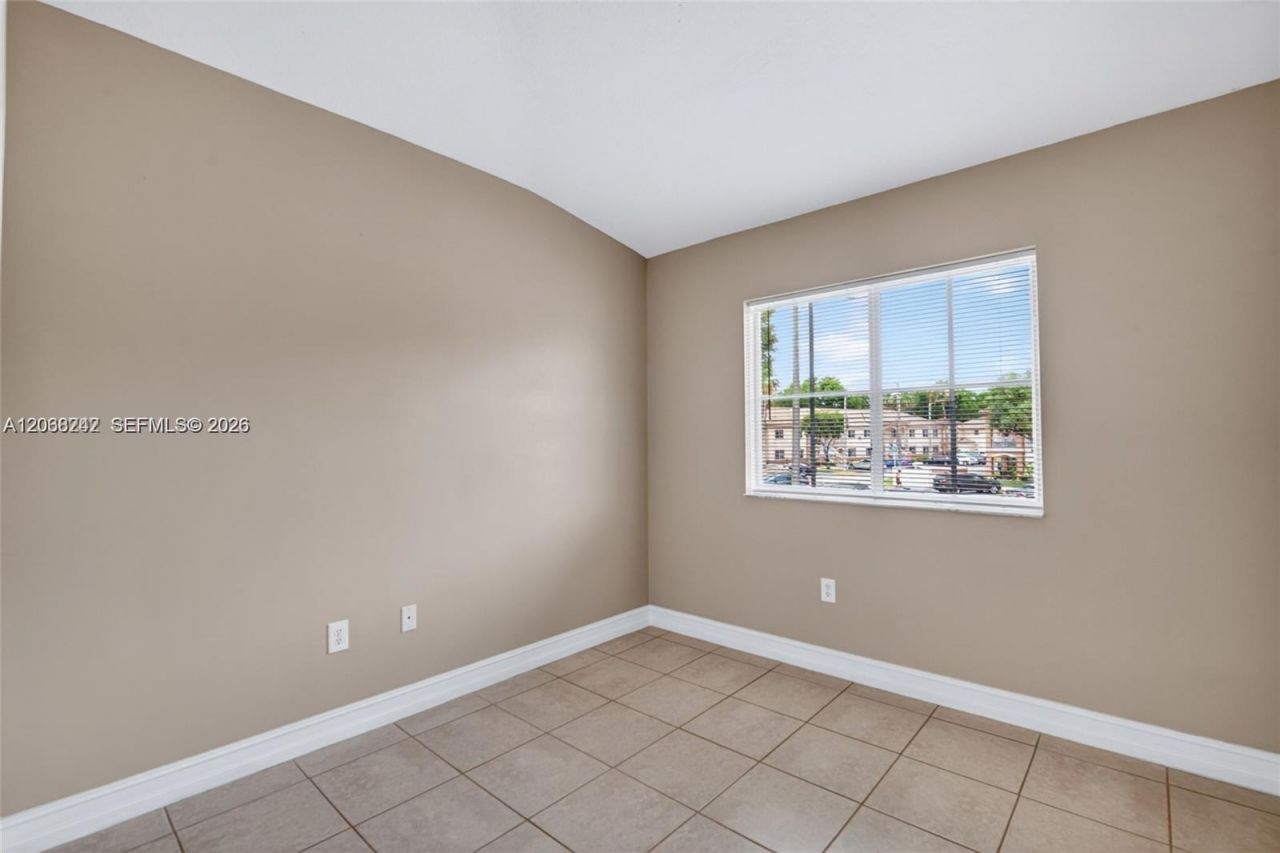 2721 SE 12th Pl , Unit 206, Homestead, FL 33035 Photo
