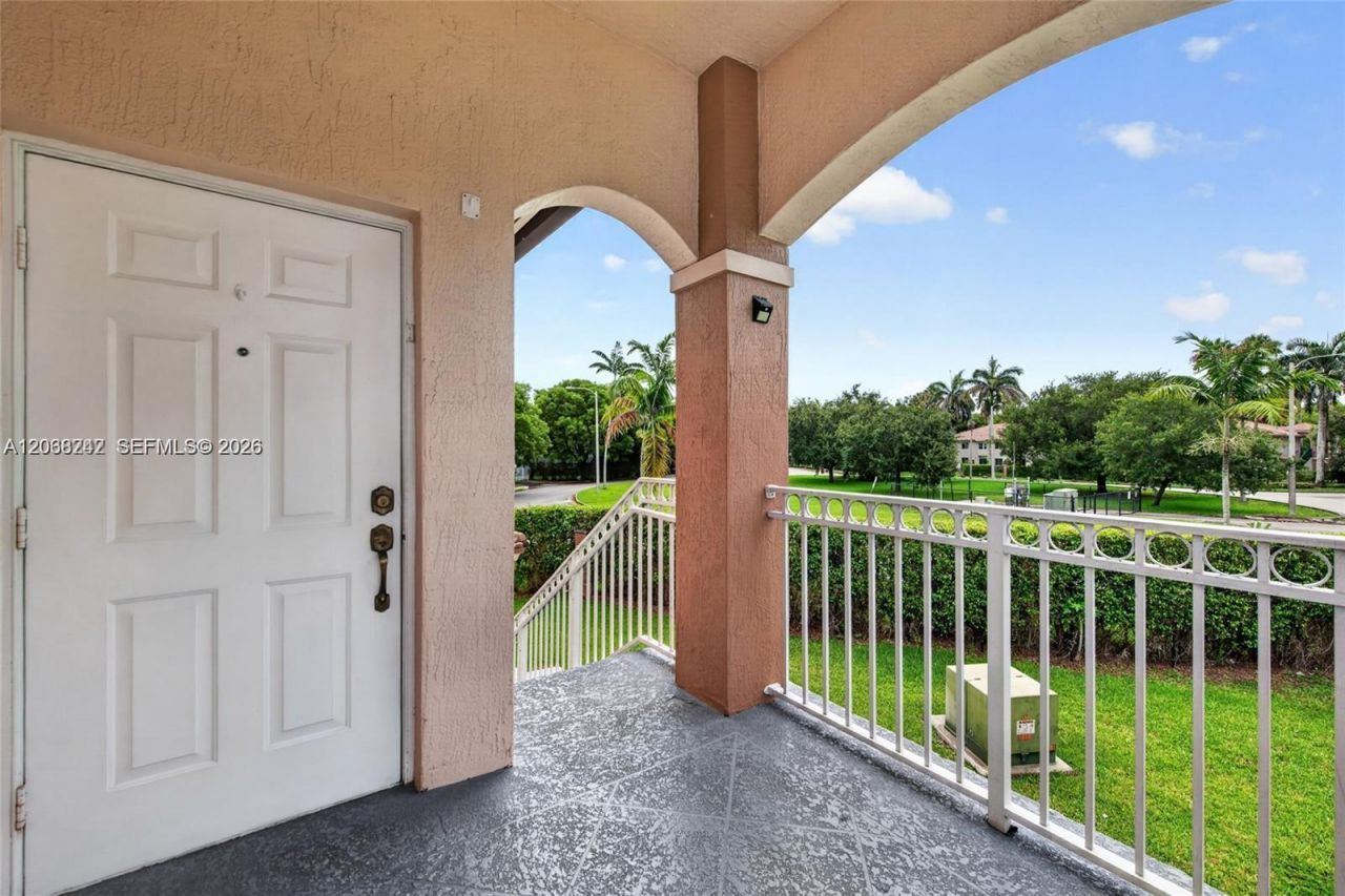 2721 SE 12th Pl , Unit 206, Homestead, FL 33035 Photo