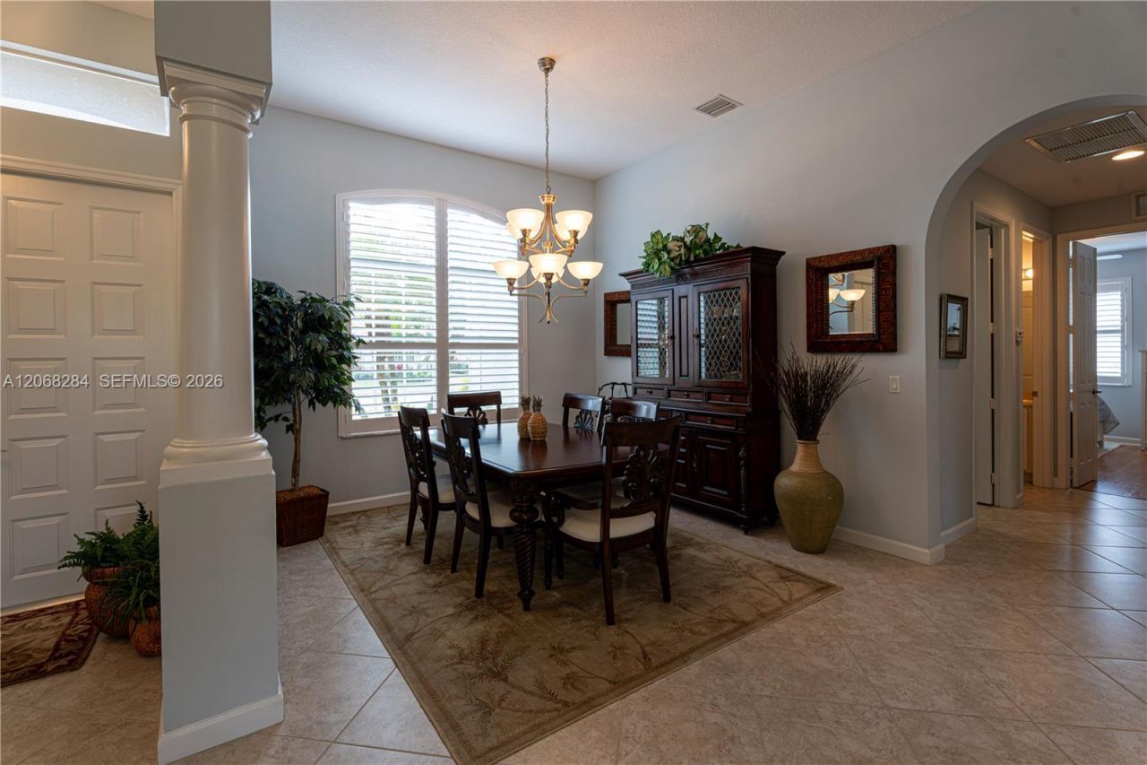 6918 SE Sleepy Hollow Ln, Stuart, FL 34997 Photo