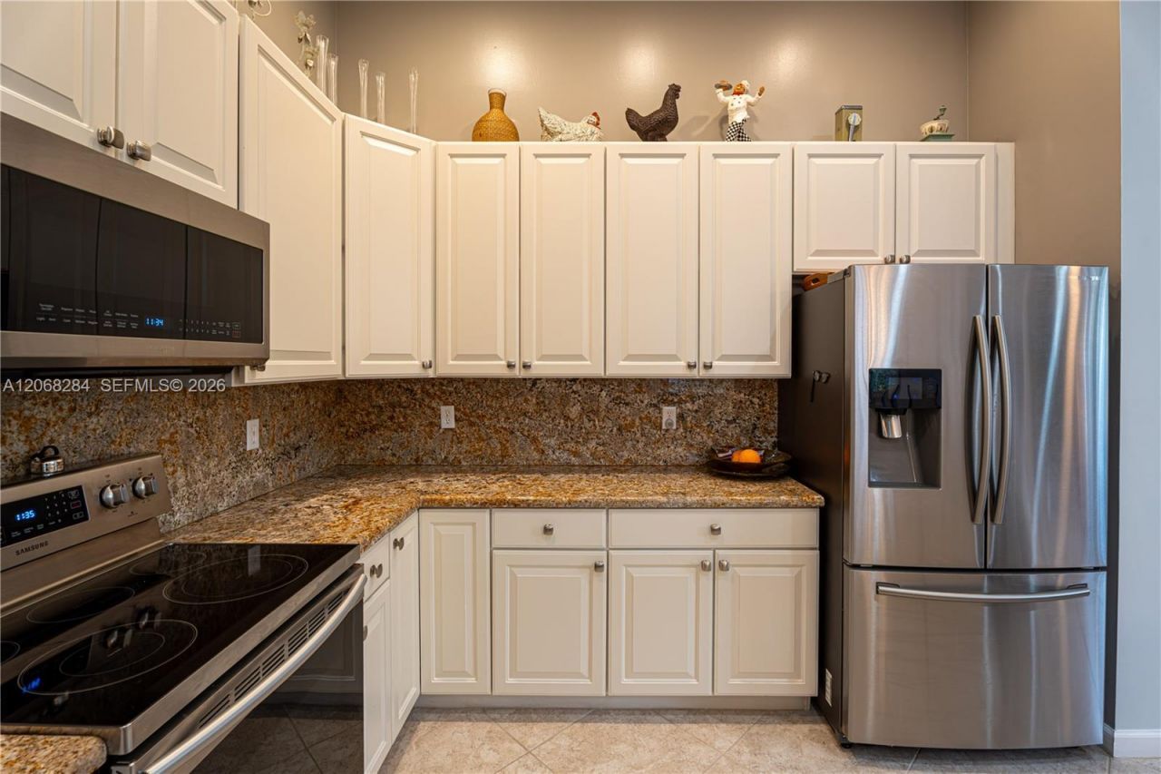 6918 SE Sleepy Hollow Ln, Stuart, FL 34997 Photo