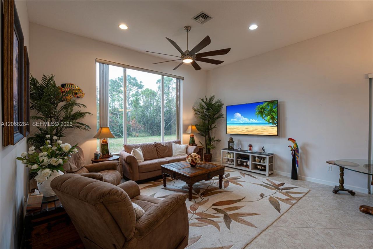 6918 SE Sleepy Hollow Ln, Stuart, FL 34997 Photo