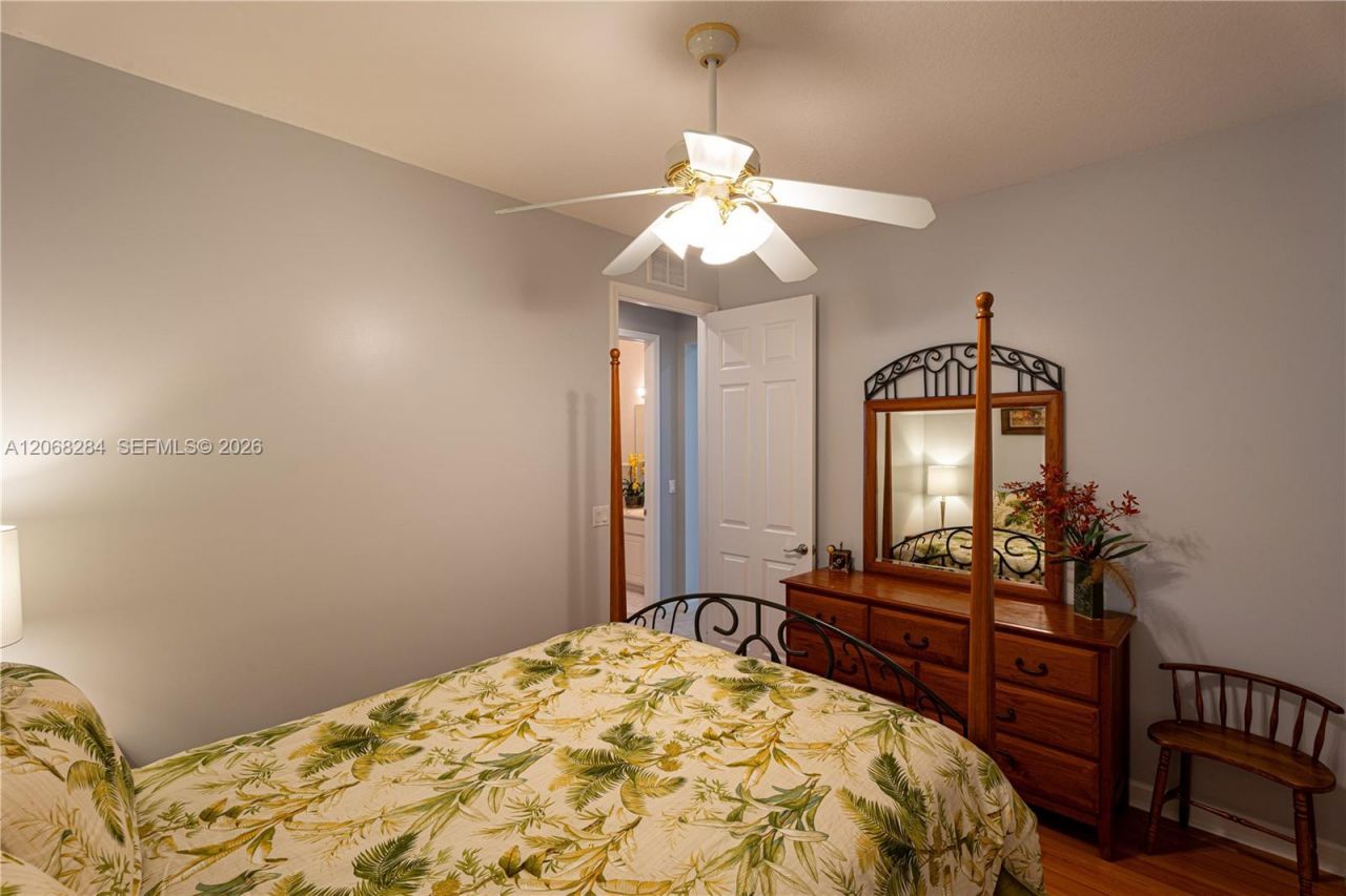 6918 SE Sleepy Hollow Ln, Stuart, FL 34997 Photo