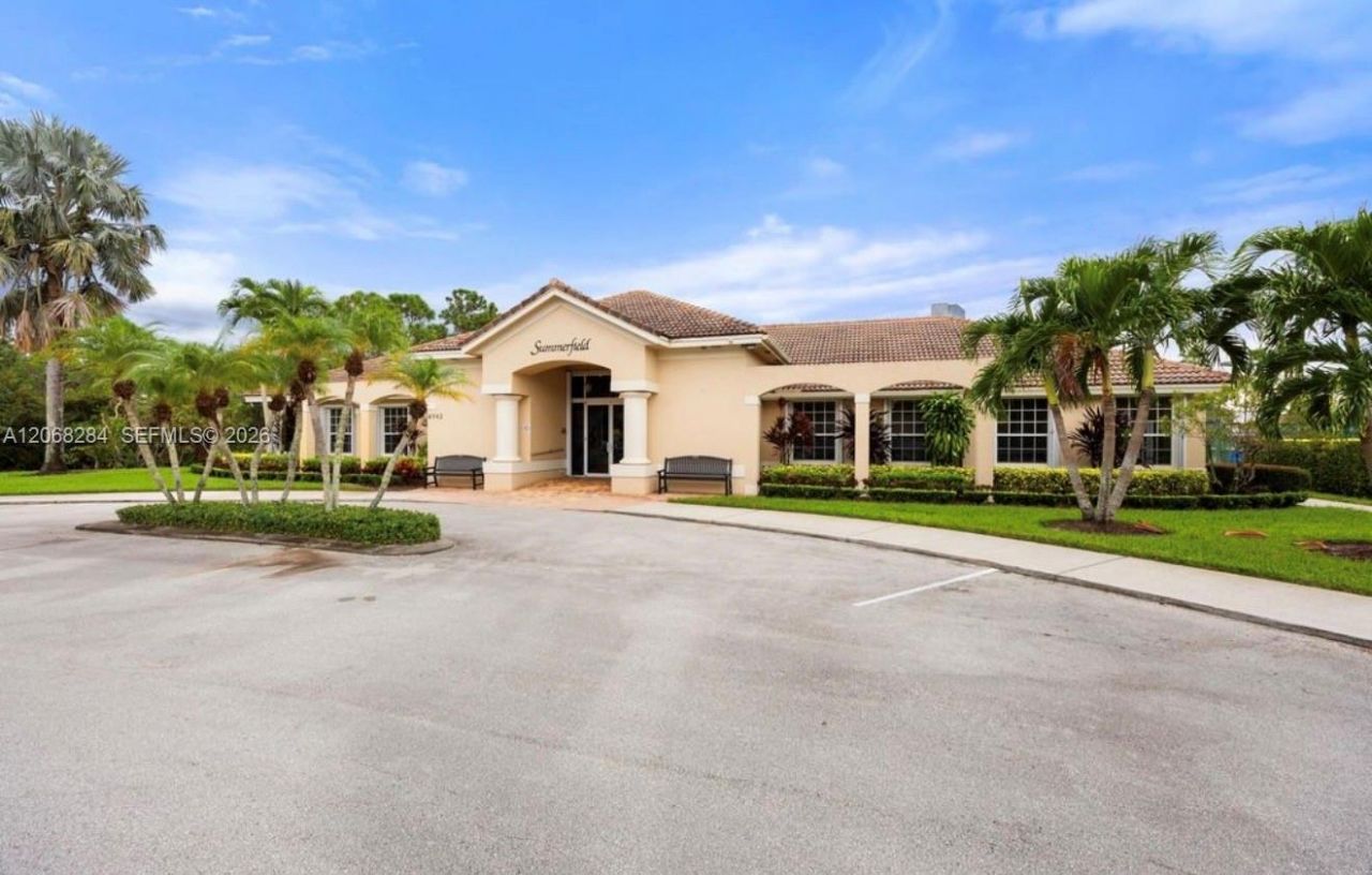 6918 SE Sleepy Hollow Ln, Stuart, FL 34997 Photo