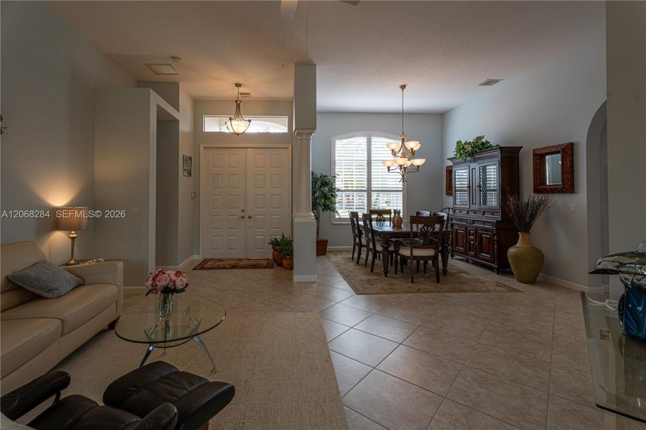 6918 SE Sleepy Hollow Ln, Stuart, FL 34997 Photo