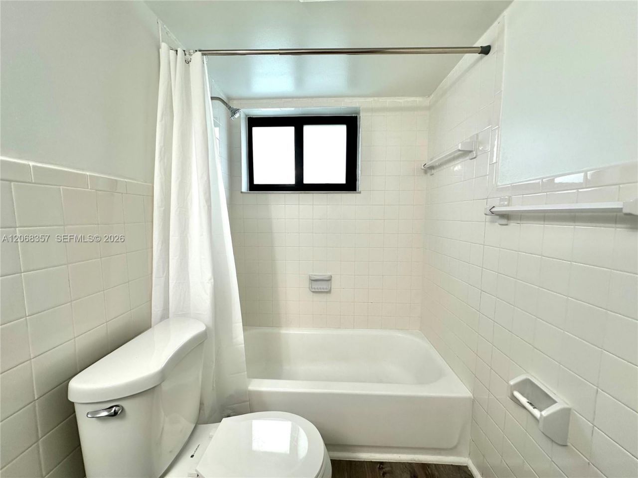 529 SW 4th St, Unit 303, Miami, FL 33130 Photo