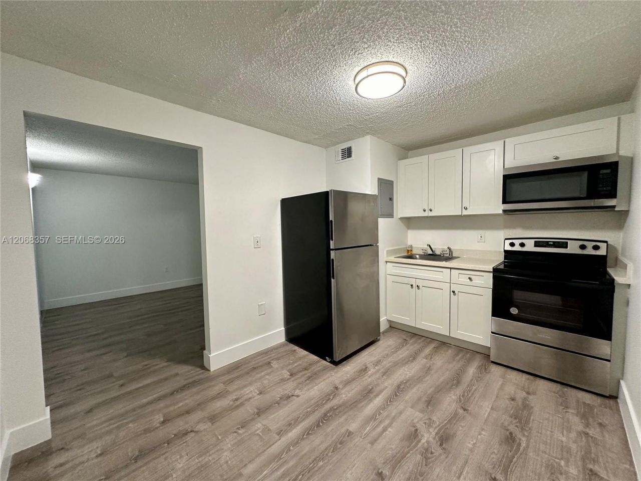 529 SW 4th St, Unit 303, Miami, FL 33130 Photo